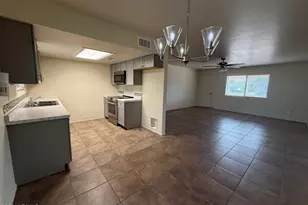 356 Peretz Cir, Morristown, AZ 85342 - Photo 4