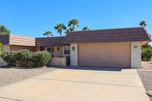 16209 N Desert Holly Dr, Sun City, AZ 85351 - Photo 2