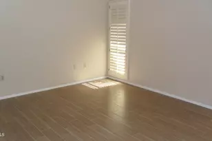 16209 N Desert Holly Dr, Sun City, AZ 85351 - Photo 18