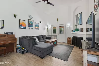 19234 N 4th Place, Phoenix, AZ 85024 - Photo 2