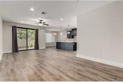 165 E Lexington Avenue, Gilbert, AZ 85234 - Photo 4