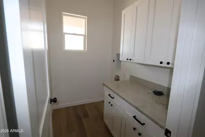 25131 W Lowden Road, Wittmann, AZ 85361 - Photo 14
