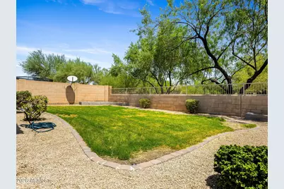 28623 N 26th Drive, Phoenix, AZ 85085 - Photo 32