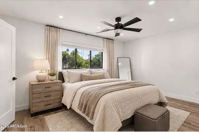 504 W Harmont Drive, Phoenix, AZ 85021 - Photo 26