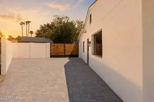 504 W Harmont Dr, Phoenix, AZ 85021 - Photo 40