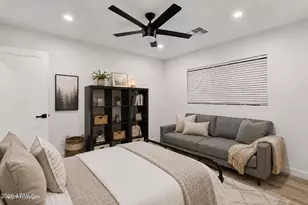 504 W Harmont Dr, Phoenix, AZ 85021 - Photo 32