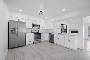 702 E Saguaro St, Casa Grande, AZ 85122 - Photo 1