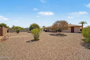 10420 W Gulf Hills Dr, Sun City, AZ 85351 - Photo 22