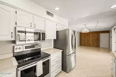 10420 W Gulf Hills Drive, Sun City, AZ 85351 - Photo 10