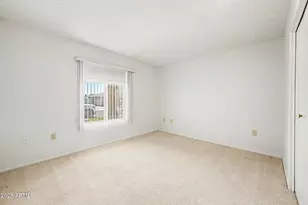 10420 W Gulf Hills Dr, Sun City, AZ 85351 - Photo 16