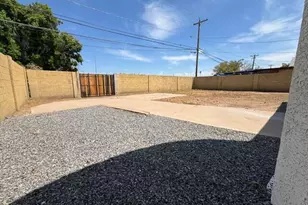 8805 N 28th Ave, Phoenix, AZ 85051 - Photo 16