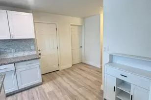 8805 N 28th Ave, Phoenix, AZ 85051 - Photo 28