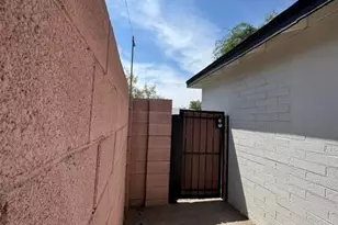 8805 N 28th Ave, Phoenix, AZ 85051 - Photo 10