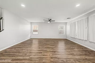 4129 S 56th Drive, Phoenix, AZ 85043 - Photo 10