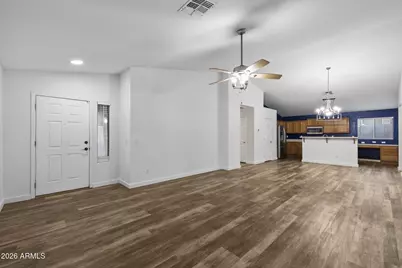10961 W Loma Lane, Peoria, AZ 85345 - Photo 4