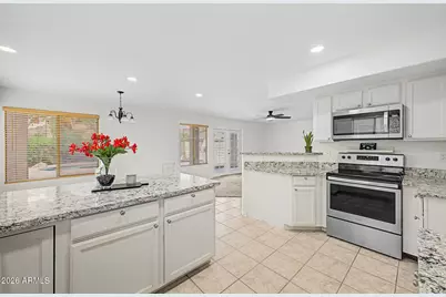 494 W Douglas Avenue, Gilbert, AZ 85233 - Photo 12