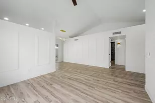 3033 W Tonopah Dr, Phoenix, AZ 85027 - Photo 2