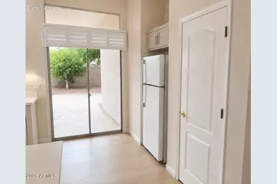 739 W Douglas Avenue, Gilbert, AZ 85233 - Photo 8