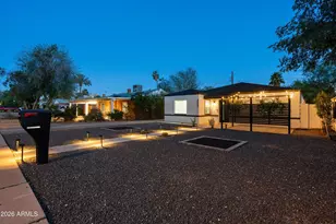 333 E Clarendon Ave, Phoenix, AZ 85012 - Photo 10