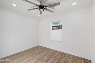 333 E Clarendon Ave, Phoenix, AZ 85012 - Photo 30