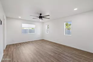 333 E Clarendon Ave, Phoenix, AZ 85012 - Photo 24