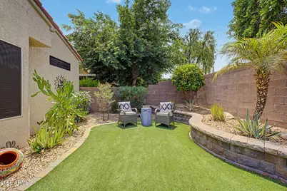 17210 N Firestone Lane, Surprise, AZ 85374 - Photo 18