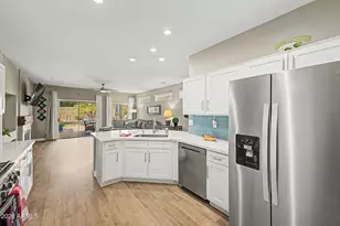 17210 N Firestone Ln, Surprise, AZ 85374 - Photo 6
