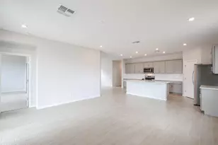 24168 W Dekalb Ln, Buckeye, AZ 85326 - Photo 4
