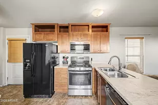 1804 W Tepee St, Apache Junction, AZ 85120 - Photo 10