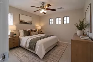 4718 E Via Montoya Dr, Phoenix, AZ 85050 - Photo 32