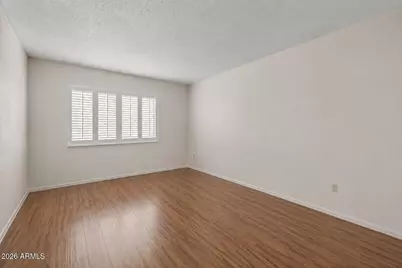 3033 E Devonshire Avenue #3015, Phoenix, AZ 85016 - Photo 4