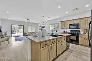 1152 W Desert Hollow Dr, San Tan Valley, AZ 85143 - Photo 4