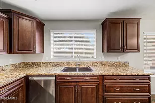19424 N 33rd Pl, Phoenix, AZ 85050 - Photo 14