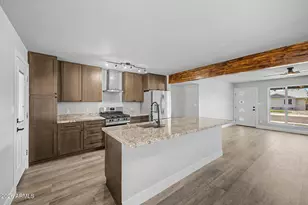 7832 E Monte Vista Rd, Scottsdale, AZ 85257 - Photo 12