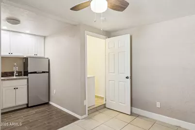 518 E Roanoke Avenue #Apt 4, Phoenix, AZ 85004 - Photo 4
