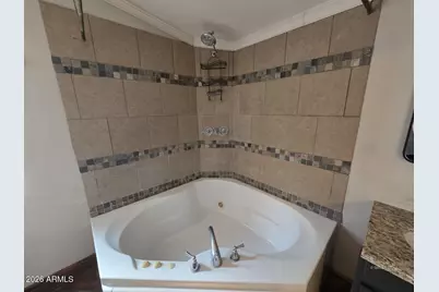 982 E Saguaro Drive, Globe, AZ 85501 - Photo 18