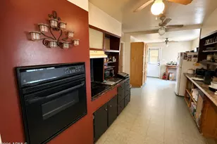 109 N Los Robles Dr, Goodyear, AZ 85338 - Photo 4