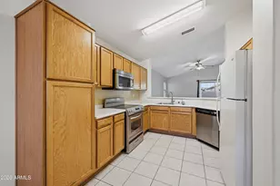 10756 W Elm Ln, Avondale, AZ 85323 - Photo 6