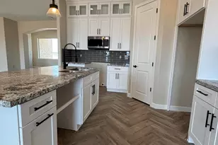 24079 N Morning Star Ln, Wittmann, AZ 85361 - Photo 6