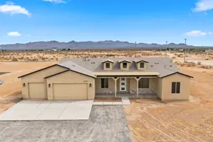 24079 W Morning Star Ln, Wittmann, AZ 85361 - Photo 2