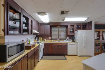 15602 N 16th Drive, Phoenix, AZ 85023 - Photo 12