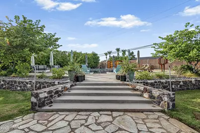 1912 E Rose Lane, Phoenix, AZ 85016 - Photo 32