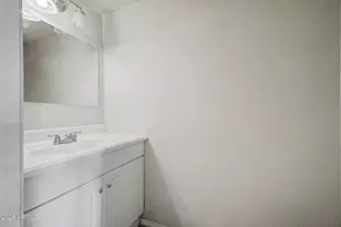 6534 N 43rd Ave, Glendale, AZ 85301 - Photo 12
