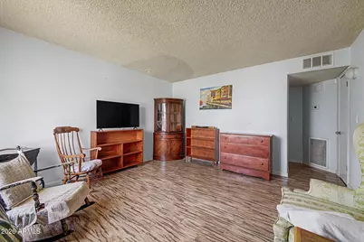 6534 N 43rd Avenue, Glendale, AZ 85301 - Photo 4