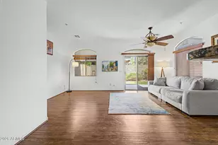 2725 E Mine Creek Rd, Phoenix, AZ 85024 - Photo 4