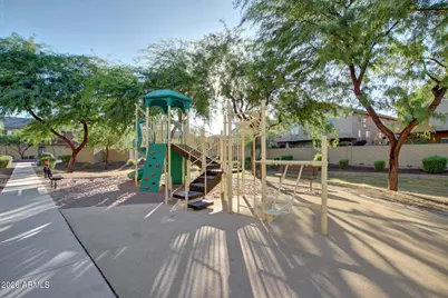 2725 E Mine Creek Road #1072, Phoenix, AZ 85024 - Photo 48