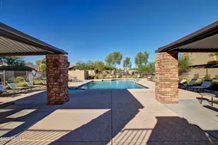 2725 E Mine Creek Rd, Phoenix, AZ 85024 - Photo 36