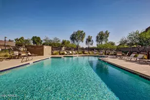 2725 E Mine Creek Rd, Phoenix, AZ 85024 - Photo 56