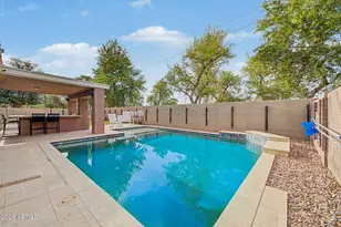15864 W Shaw Butte Dr, Surprise, AZ 85379 - Photo 48