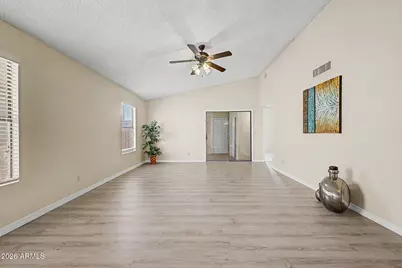 4545 N 67th Avenue #1086, Phoenix, AZ 85033 - Photo 8